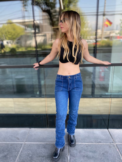 Jeans tiro alto semi pitillo azul