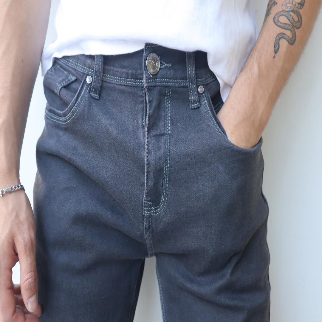 Jeans Hombre Gris semi pitillo elasticado
